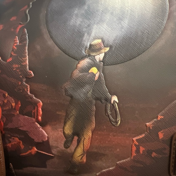 NWT Indiana Jones Loungefly and coin pouch - Picture 4 of 12